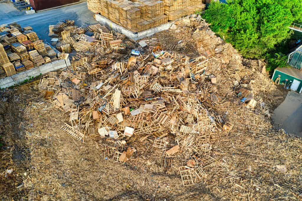 Holz Recycling: Warum Deutschland sein Altholz-Potenzial verschenkt